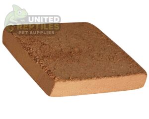 abstract hexagonal shape with lizard inside Giangarden CS06 COMPRESSED COCONUT BRICK 1L